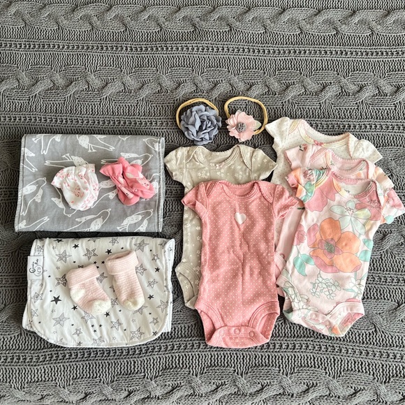 Carter's Other - Preemie Bundle | Babygirl | Onesies | Headbands | Burp Cloths | Socks | Gloves